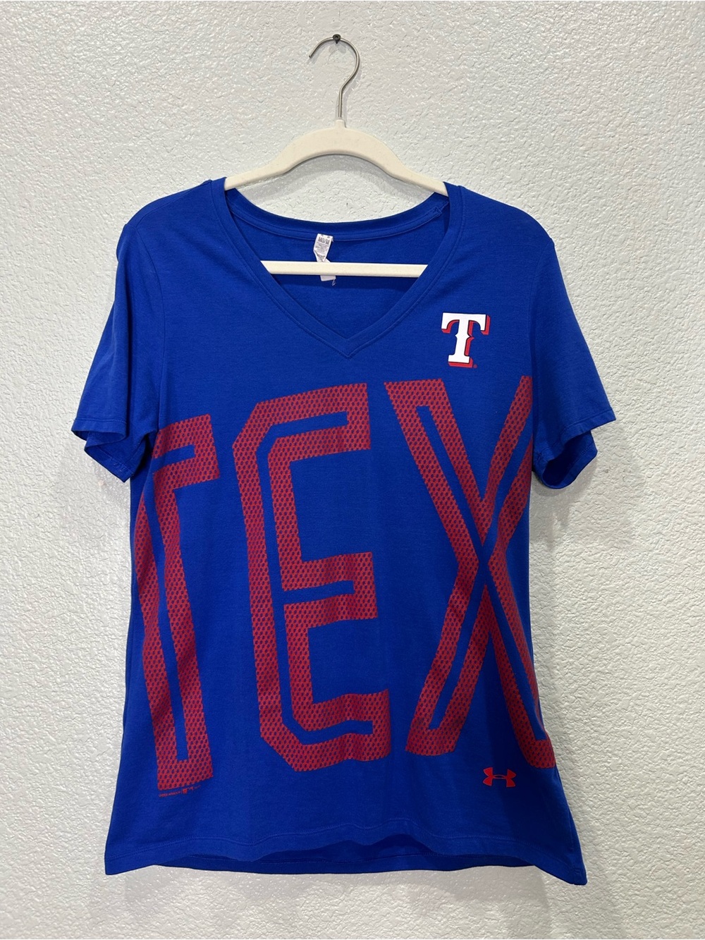Under Armour Texas Rangers V-Neck Tee